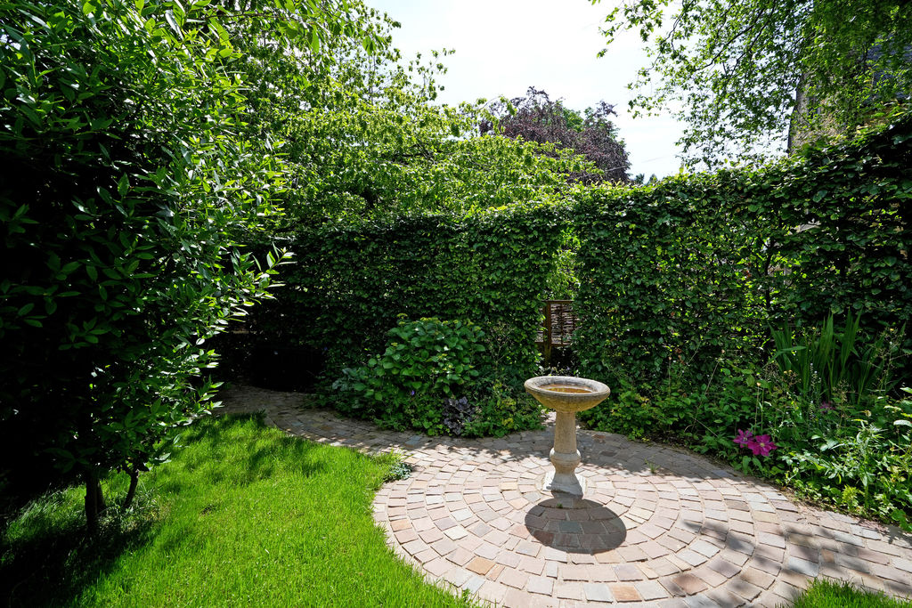 Taptonville Head Broomhill
